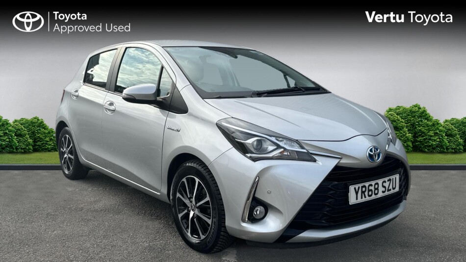Toyota Yaris 1.5 Hybrid Icon Tech 5dr CVT Hybrid Hatchback